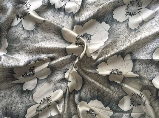 Silver Poppy Mulberry Silk Pillowcase